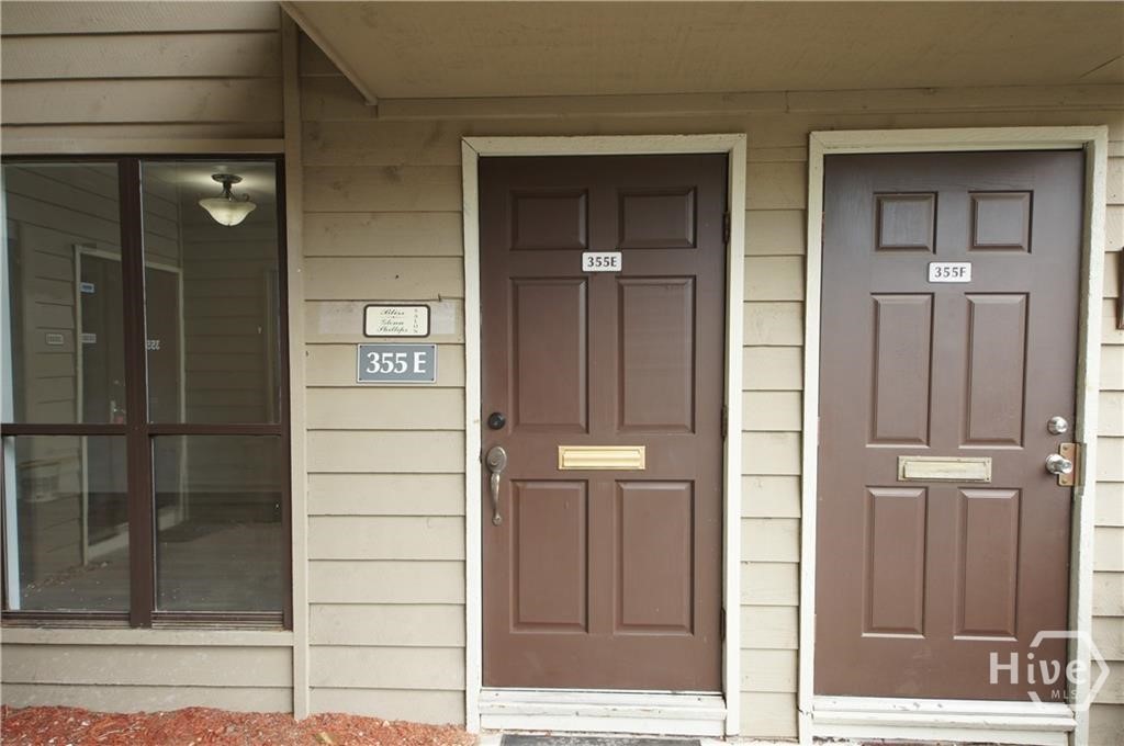 355 Commerce Place E Property Photo 16