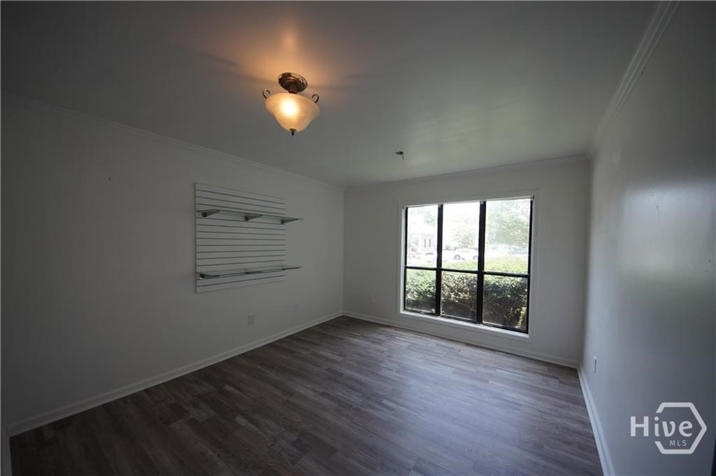355 Commerce Place E Property Photo 22