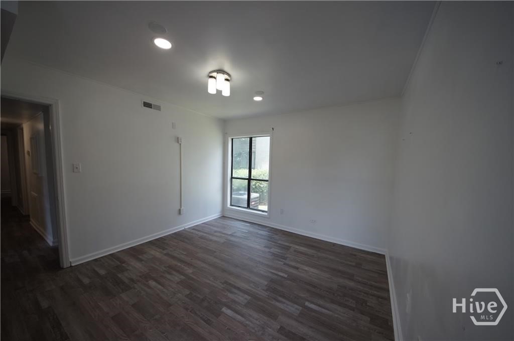 355 Commerce Place E Property Photo 23