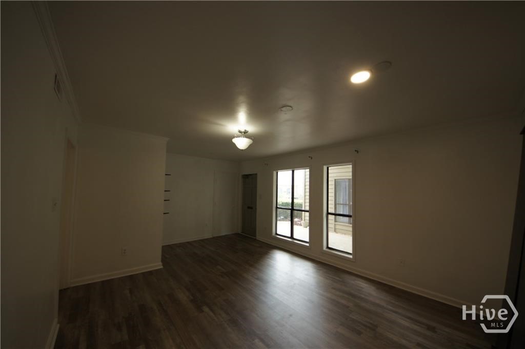 355 Commerce Place E Property Photo 27