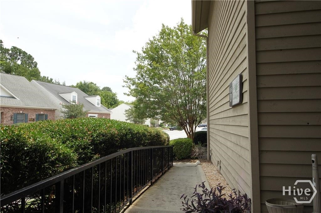 355 Commerce Place E Property Photo 43