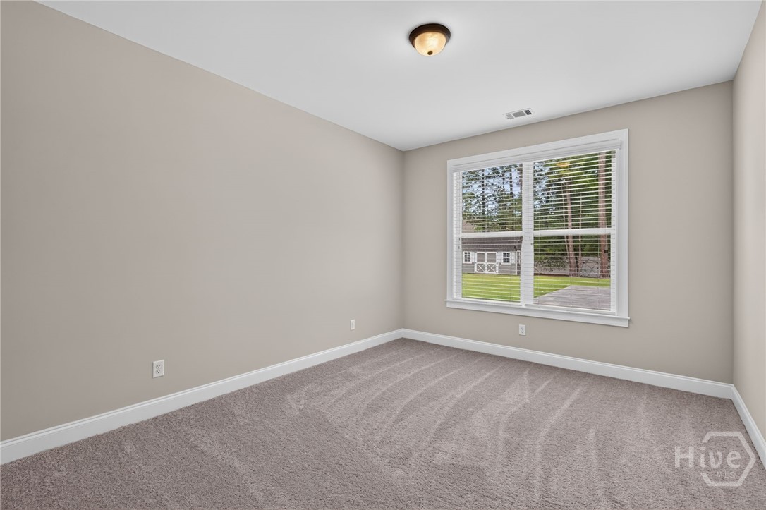 107 Cypress Loop Property Photo 19