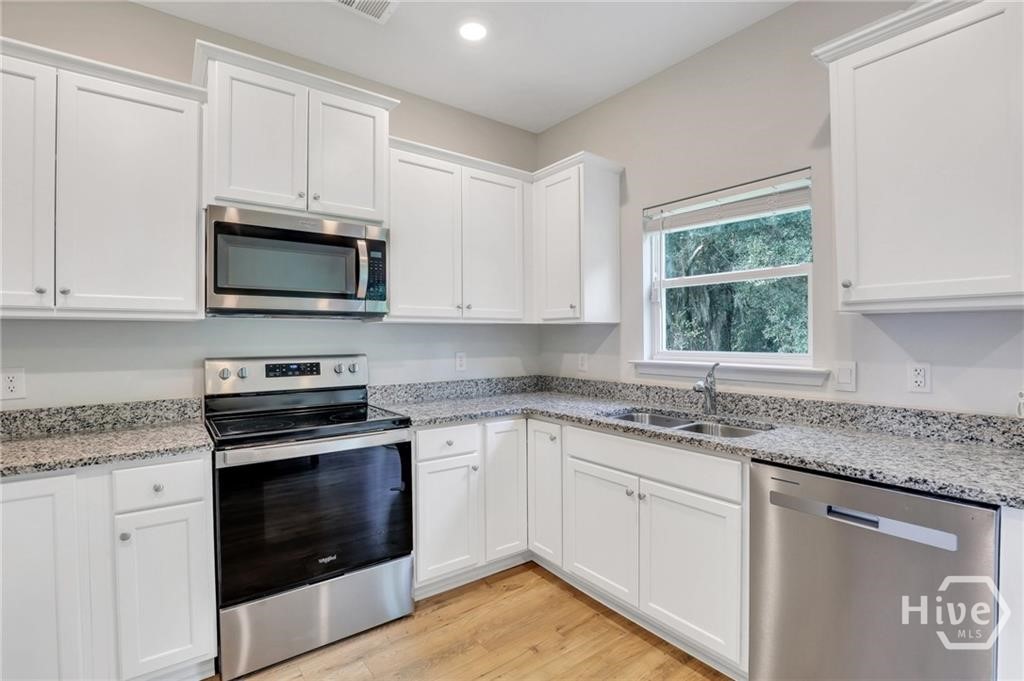 2 Coby Lane Property Photo 13