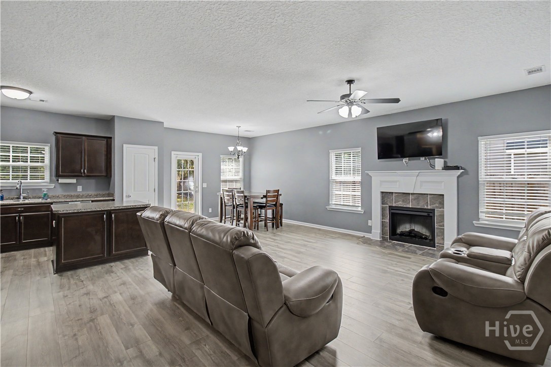 96 Griffin Road Property Photo 2