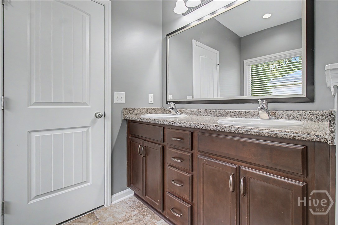 96 Griffin Road Property Photo 22