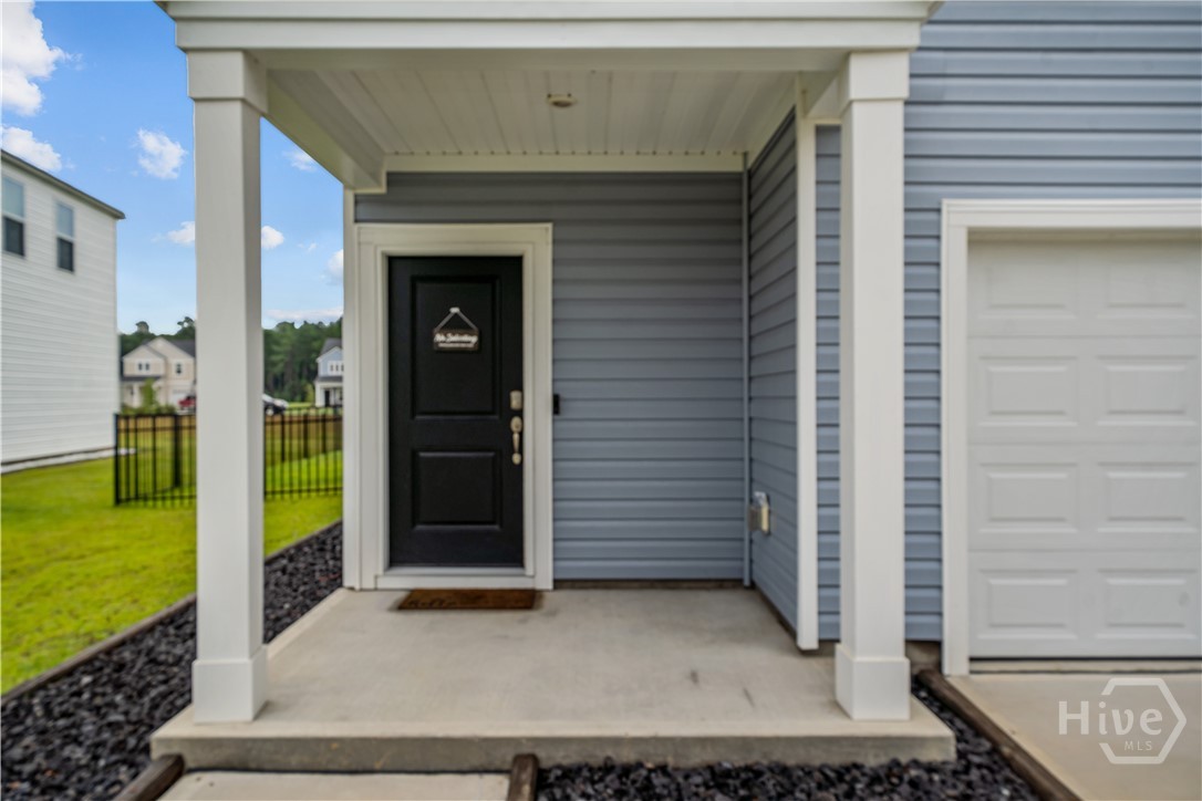 102 Hydrangea Way Property Photo 3