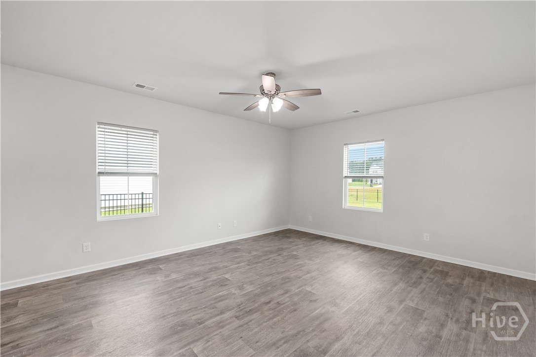 102 Hydrangea Way Property Photo 7