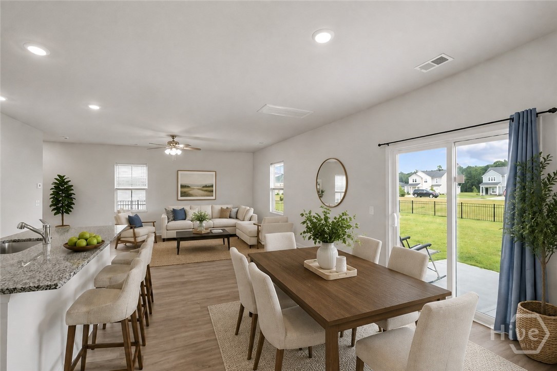 102 Hydrangea Way Property Photo 11