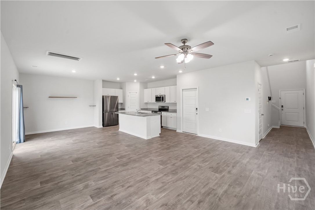 102 Hydrangea Way Property Photo 14