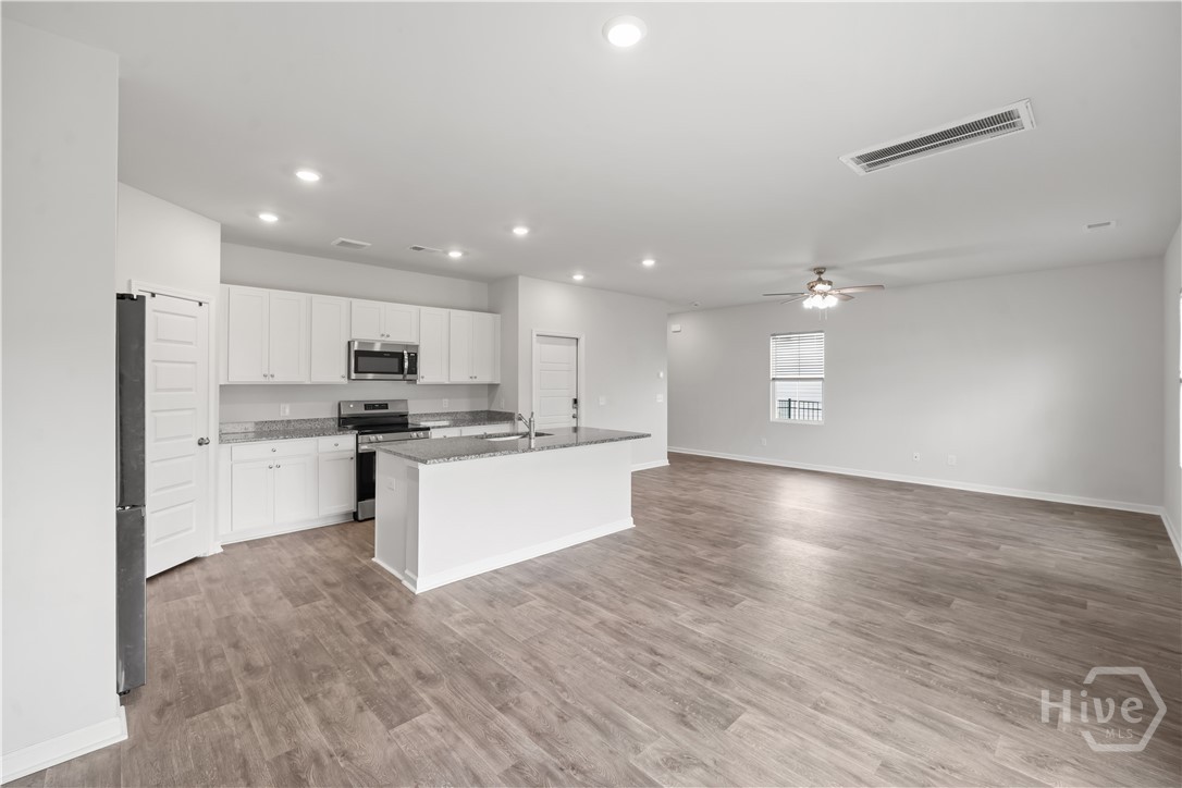 102 Hydrangea Way Property Photo 15