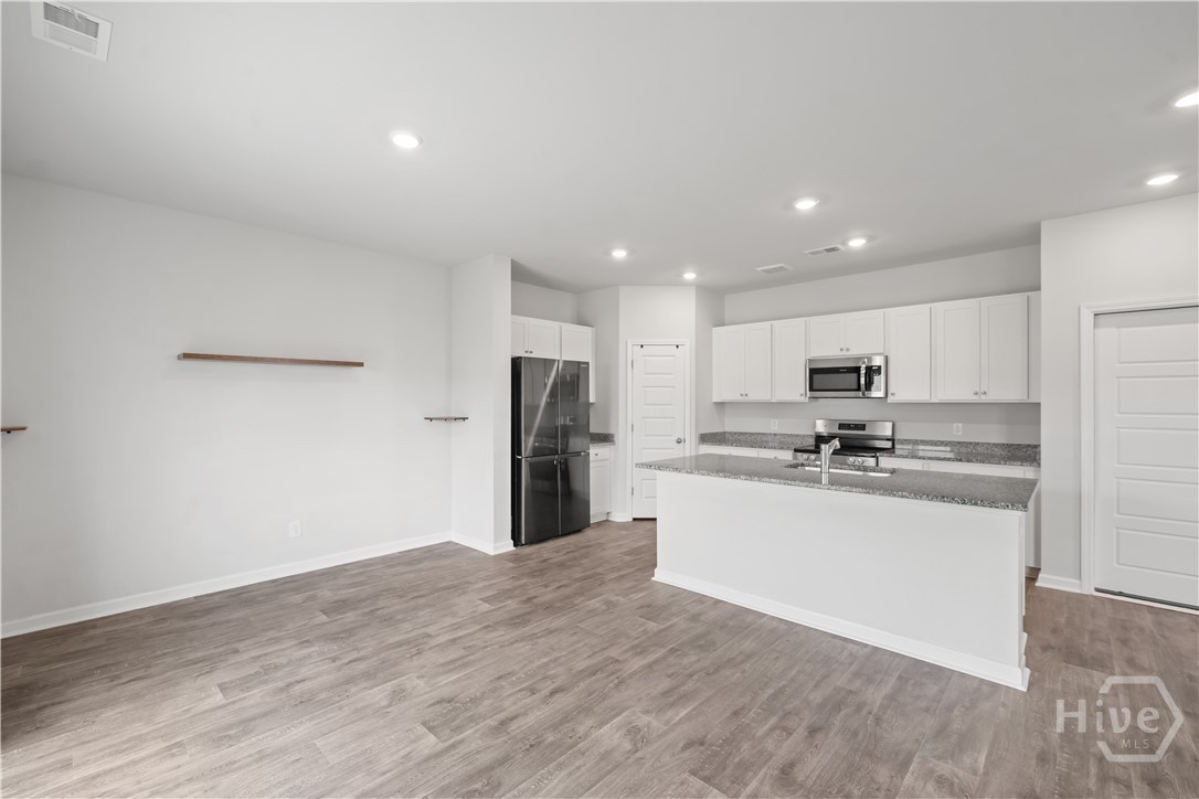 102 Hydrangea Way Property Photo 16