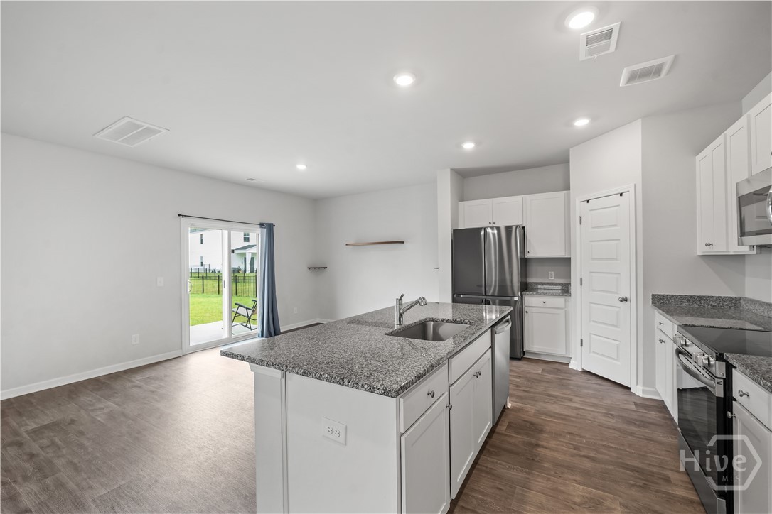 102 Hydrangea Way Property Photo 24