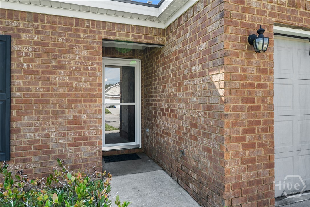 8 Rainier Lane Property Photo 3