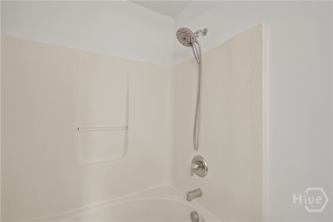 8 Rainier Lane Property Photo 20