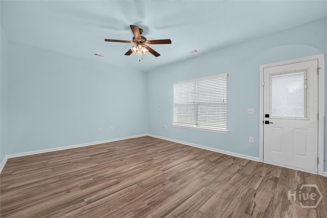 407 Sunbury Drive Property Photo 20