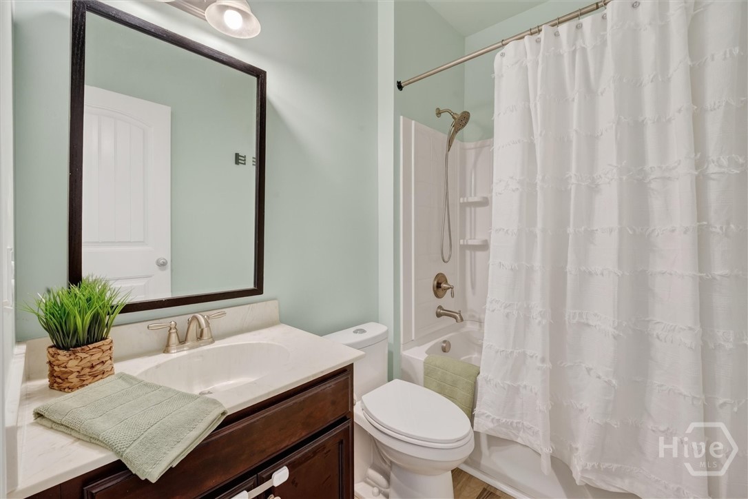 407 Sunbury Drive Property Photo 24