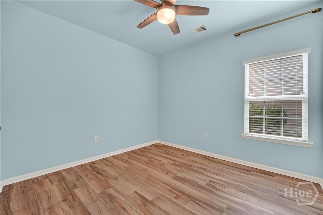 407 Sunbury Drive Property Photo 25
