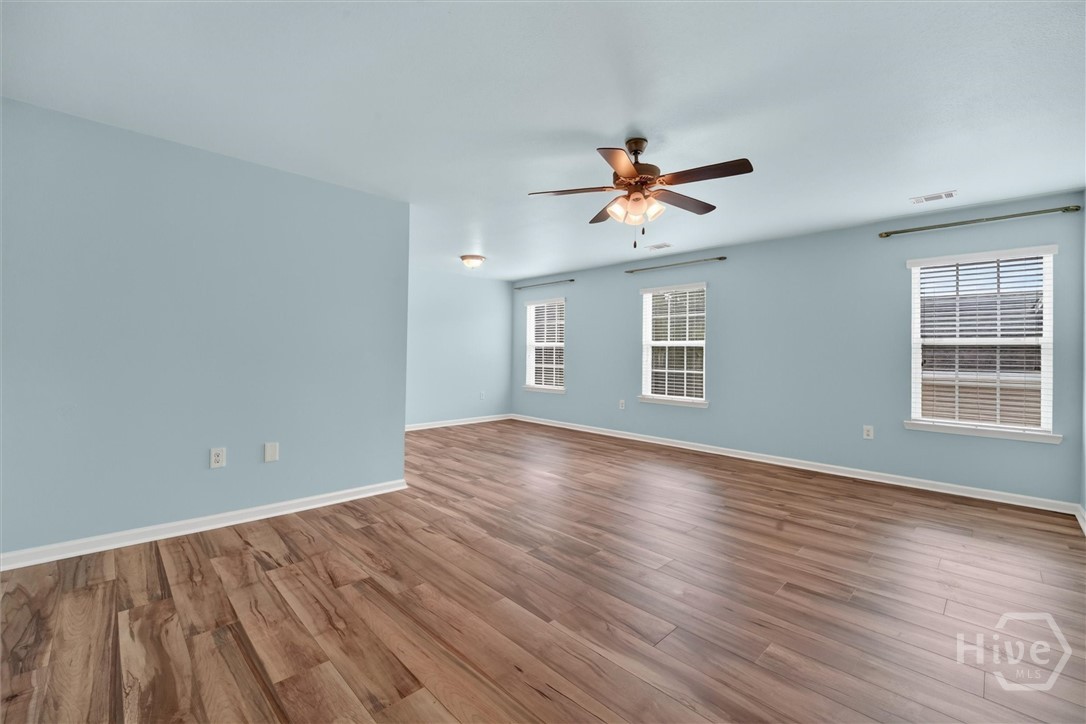 407 Sunbury Drive Property Photo 32