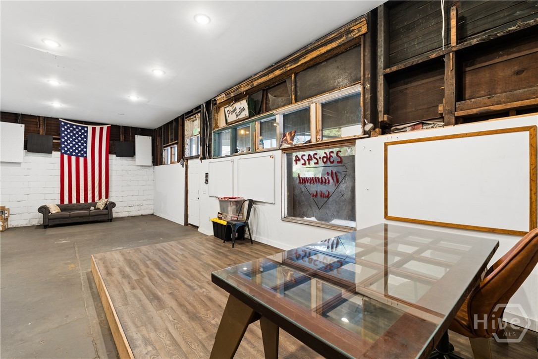 2210 Ogeechee Road Property Photo 11