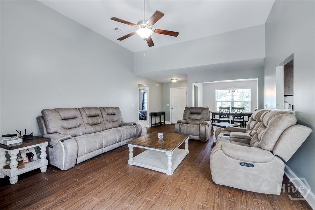 490 Abigail Circle Property Photo 10