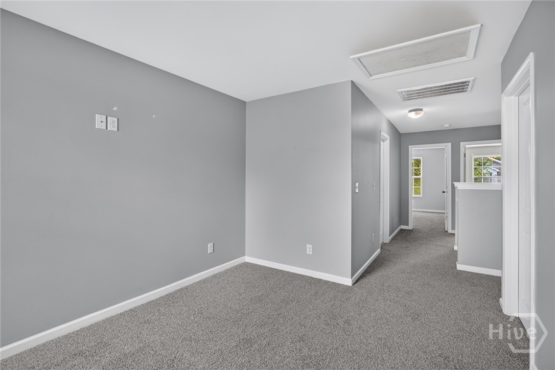 95 Hamilton Grove Drive Property Photo 34