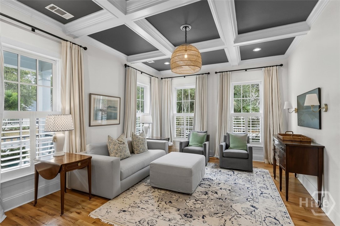 2 Lightenstone Court Property Photo 6
