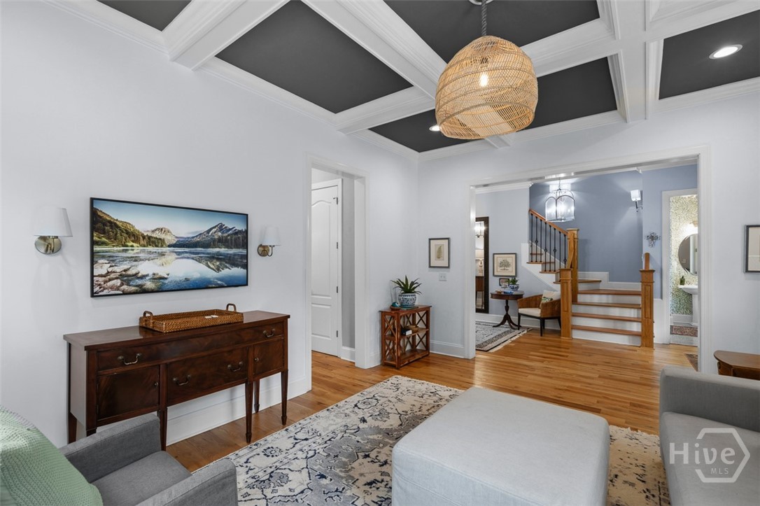 2 Lightenstone Court Property Photo 7