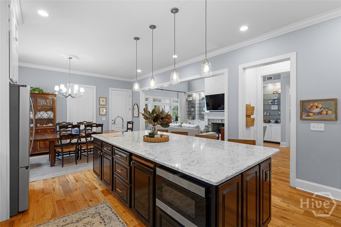 2 Lightenstone Court Property Photo 10