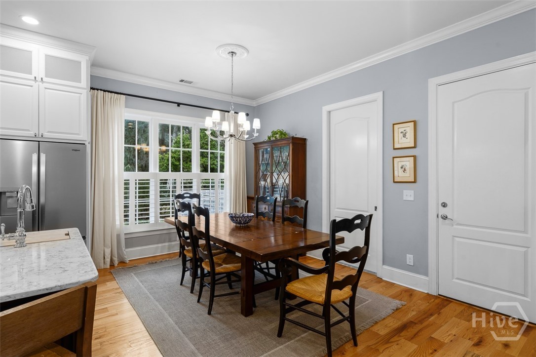 2 Lightenstone Court Property Photo 11