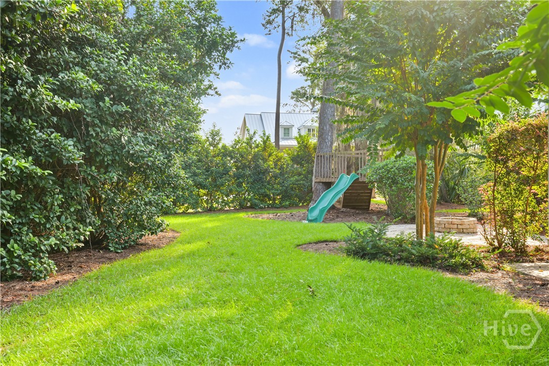 2 Lightenstone Court Property Photo 33
