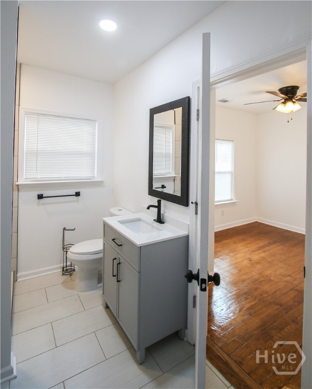 1904 E 51 Street Property Photo 12