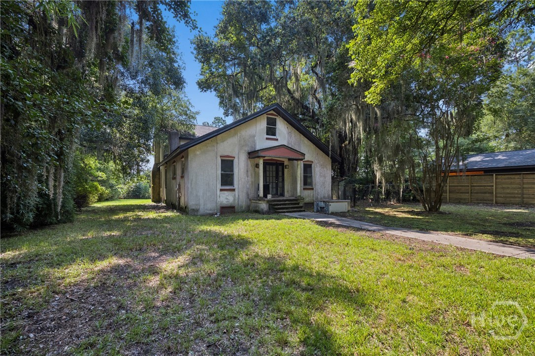 8829 Ferguson Avenue Property Photo 6