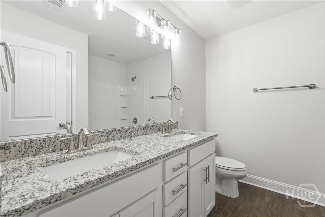 102 Hinesley Way Property Photo 13