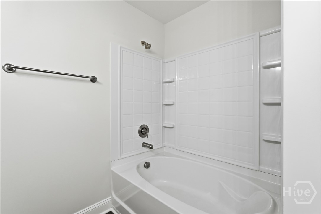 102 Hinesley Way Property Photo 14