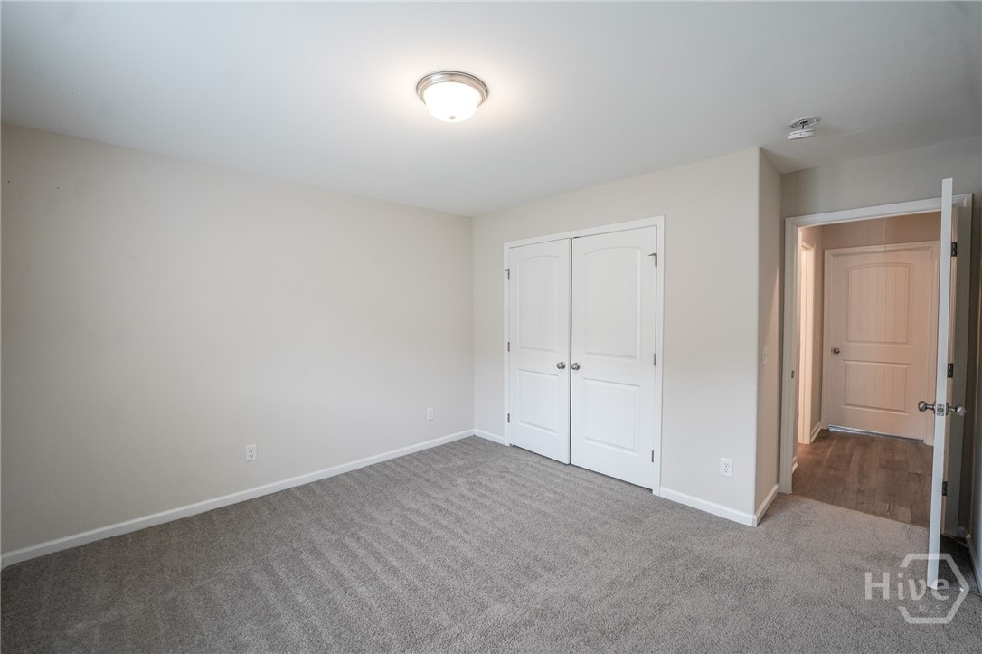 66 Swallow Tail Circle Property Photo 16