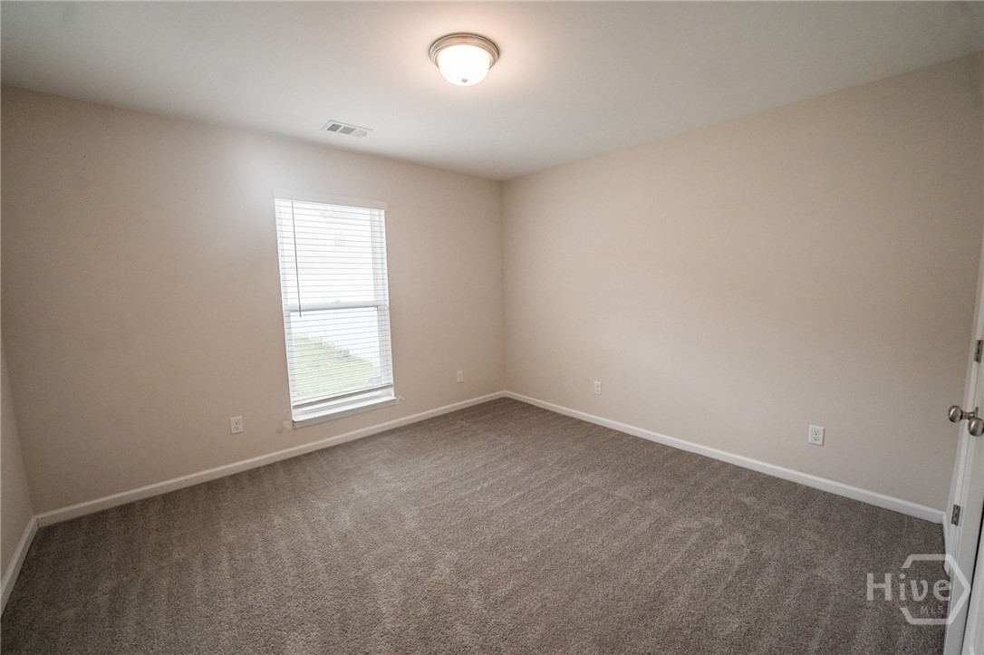 66 Swallow Tail Circle Property Photo 18