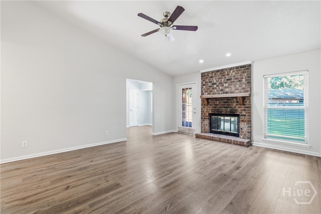 6 Bristlecone Court Property Photo 3