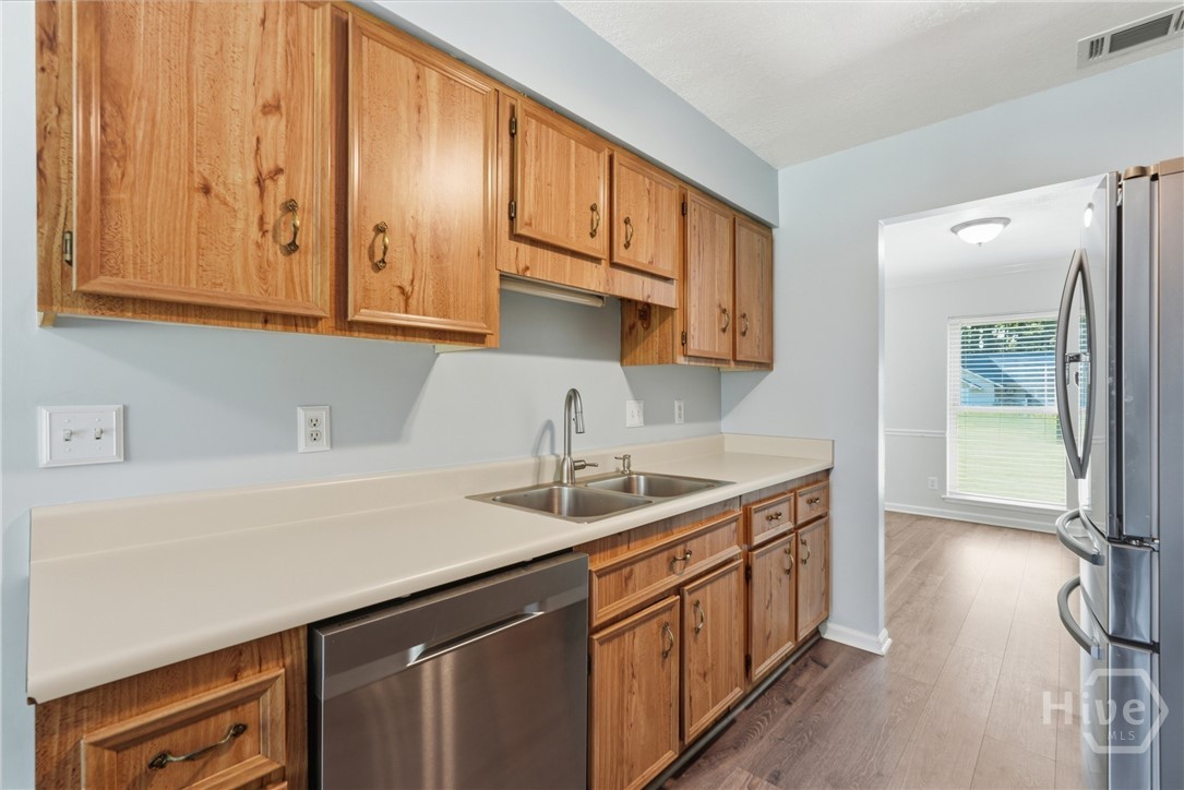 6 Bristlecone Court Property Photo 8