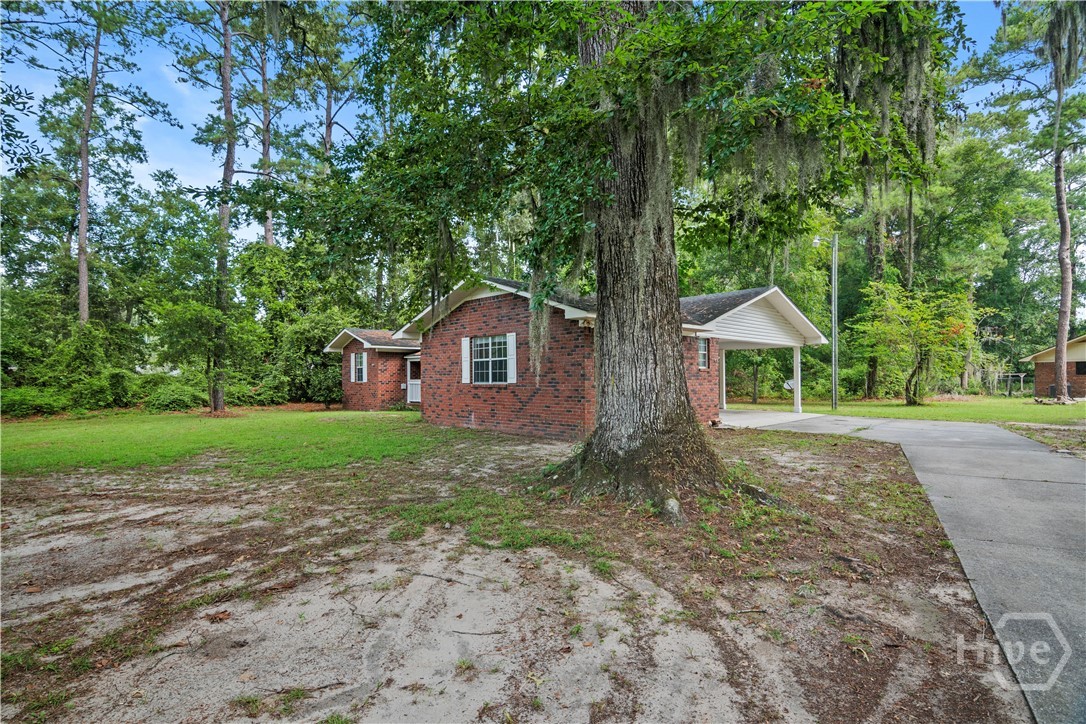 85 Waters Avenue Property Photo 3