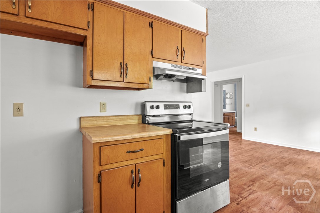 85 Waters Avenue Property Photo 7