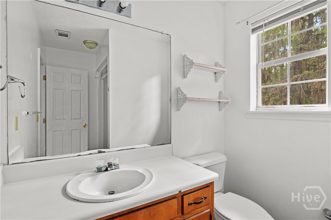 85 Waters Avenue Property Photo 17