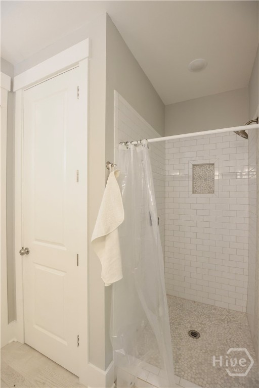 417 W 32nd Street Property Photo 16