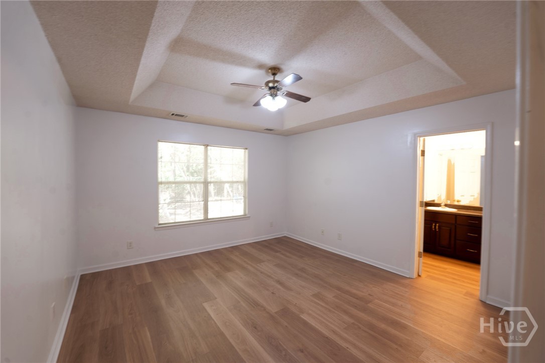 121 W Tisbury Lane Property Photo 9