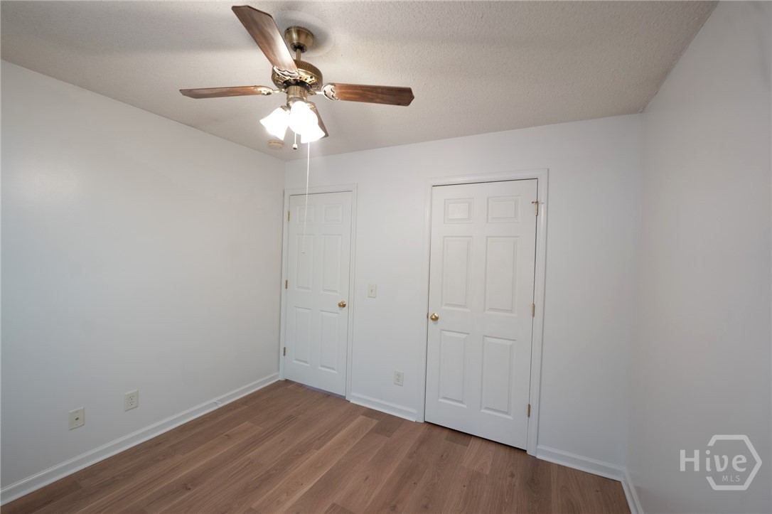 121 W Tisbury Lane Property Photo 14