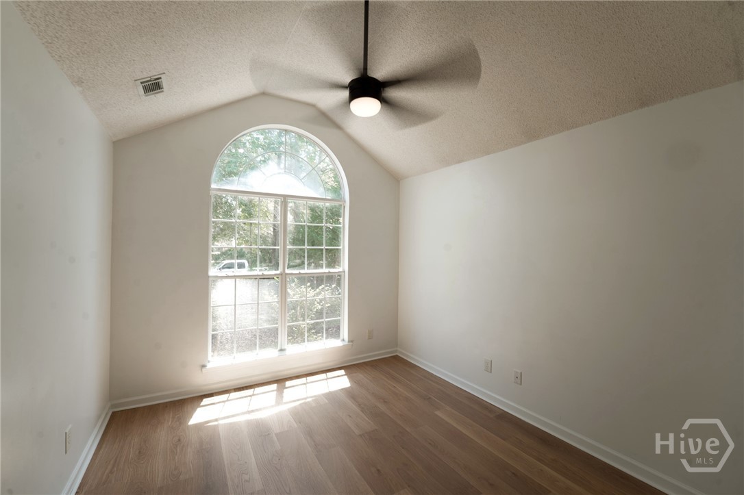 121 W Tisbury Lane Property Photo 17