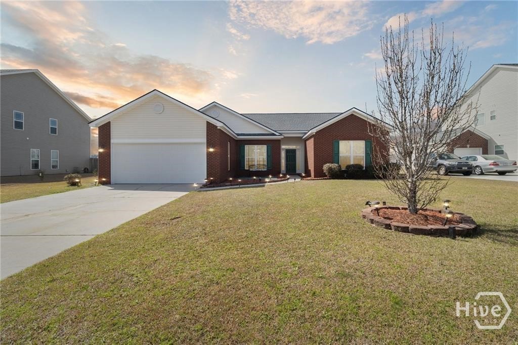 117 Greyfield Circle Property Photo 1
