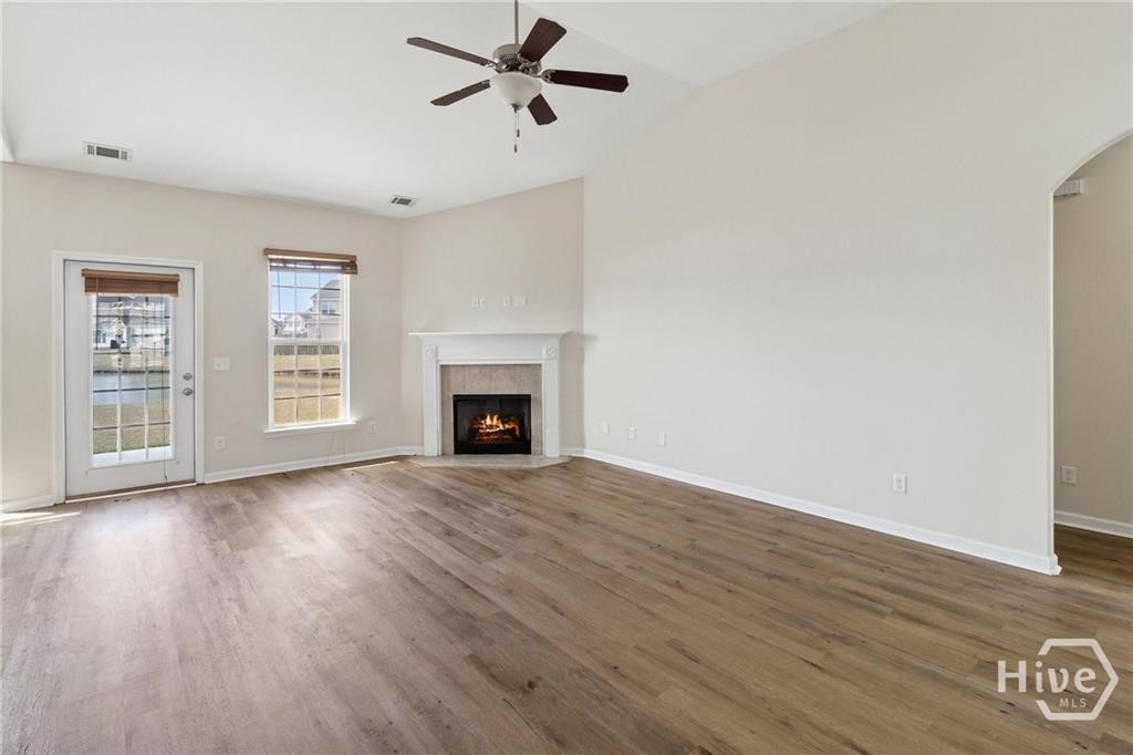 117 Greyfield Circle Property Photo 4