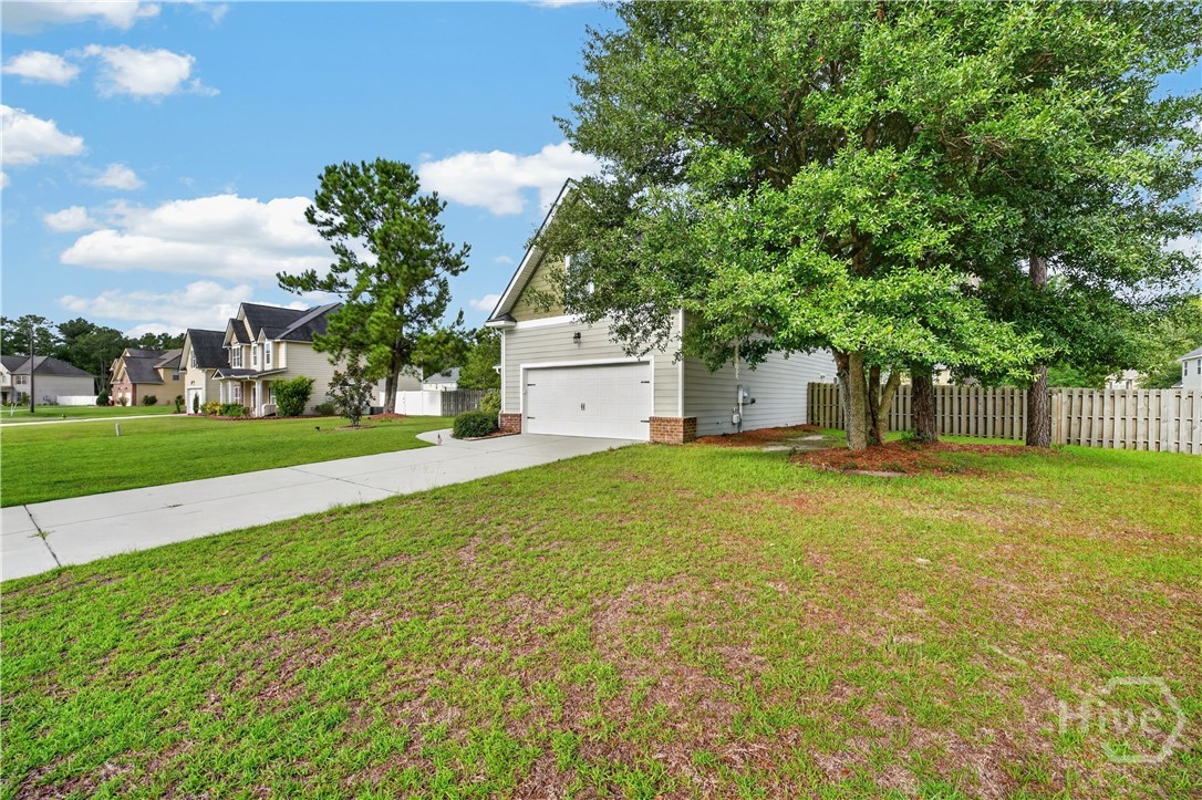 103 Cypress Loop Property Photo 4