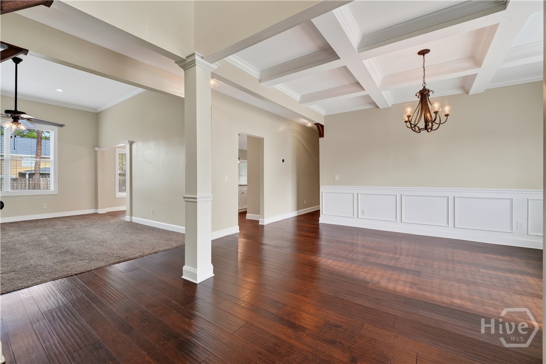 103 Cypress Loop Property Photo 6