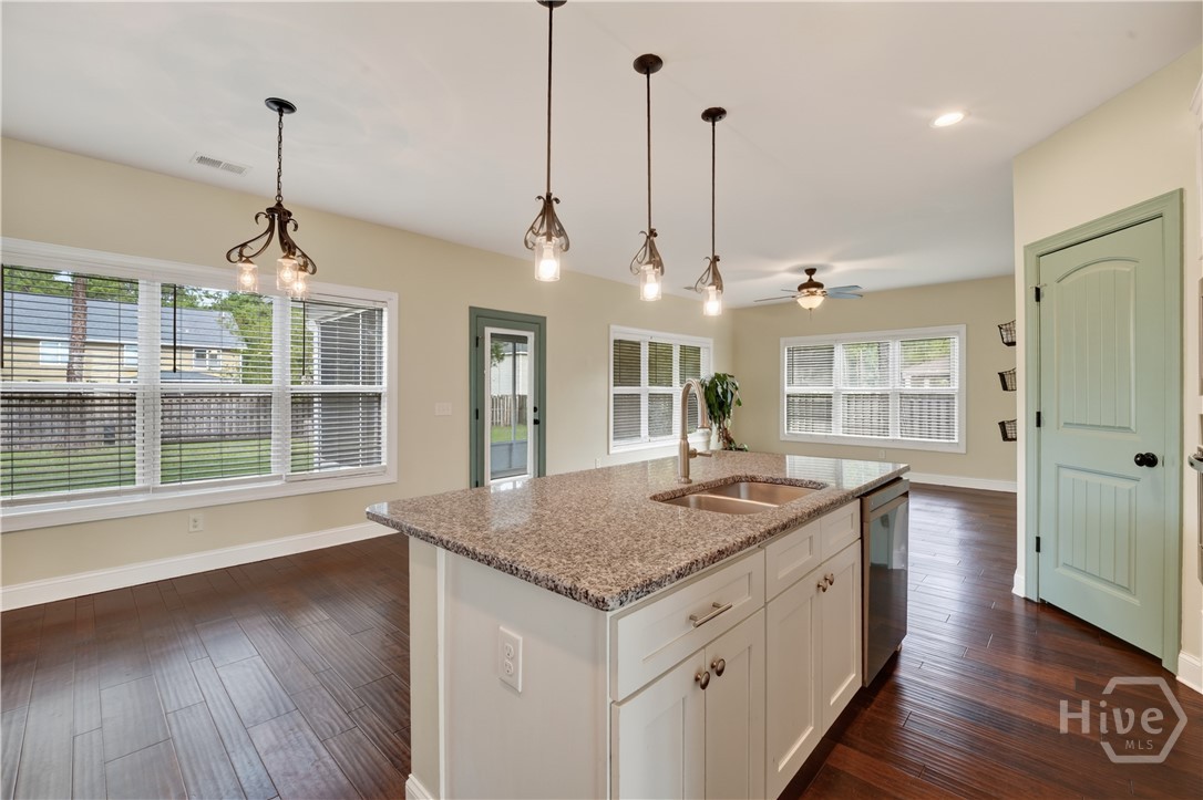 103 Cypress Loop Property Photo 18